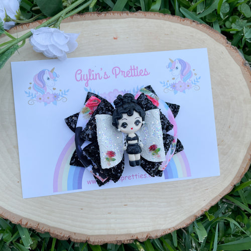 Latin Singer Ribbon Bow