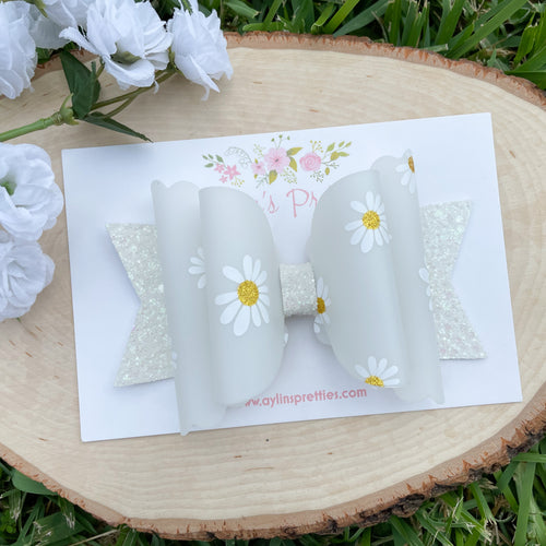 White Daisy Jelly Bow