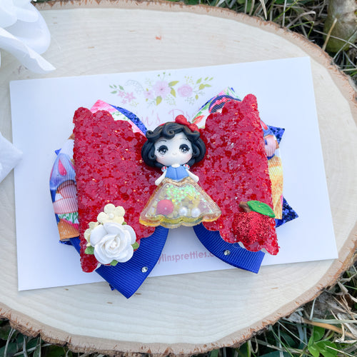 Apple Princess Ribbon Shaker