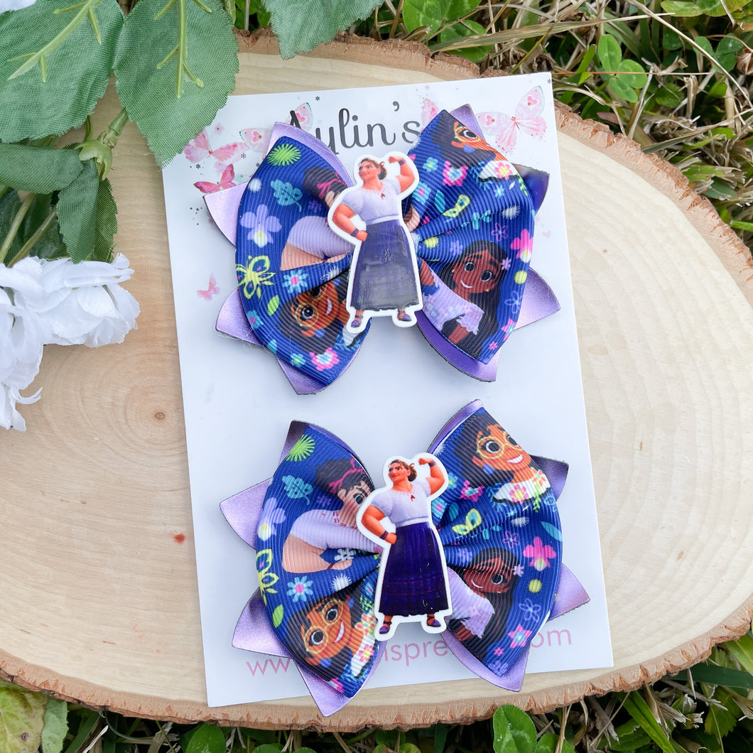 Strong Sister Resin Ribbon Piggies