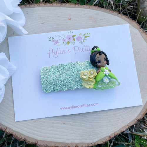 Frog Princess Shaker Clip