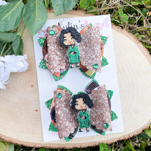 Hiding Uncle Shaker Ribbon Piggies