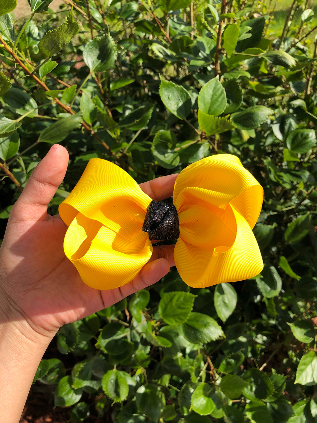 Bumble bee yellow Bow