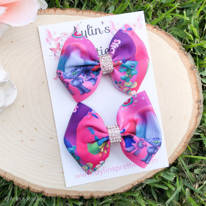 Troll Ribbon Piggies
