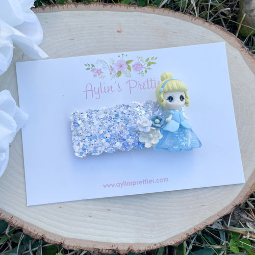 Glass Slipper Princess Shaker Clip