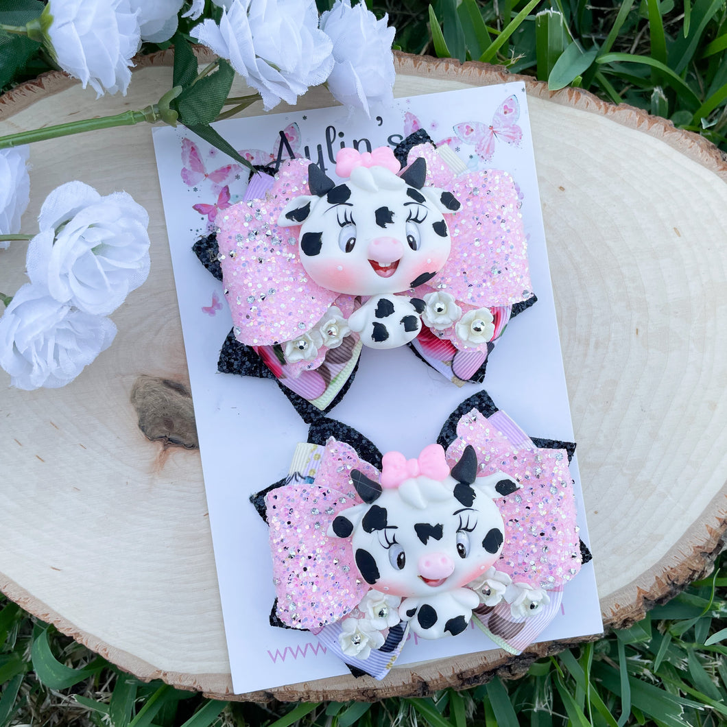 Cow Ribbon Piggies