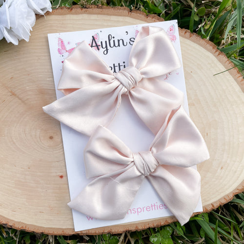 Champagne Satin Bows