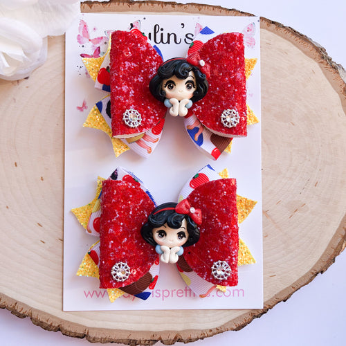 Apple Princess Face Ribbon Piggies
